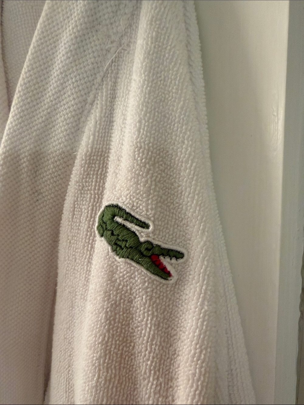 Lacoste White Plush Terry Bathrobe with Crocodile Logo - Picture 2 of 6